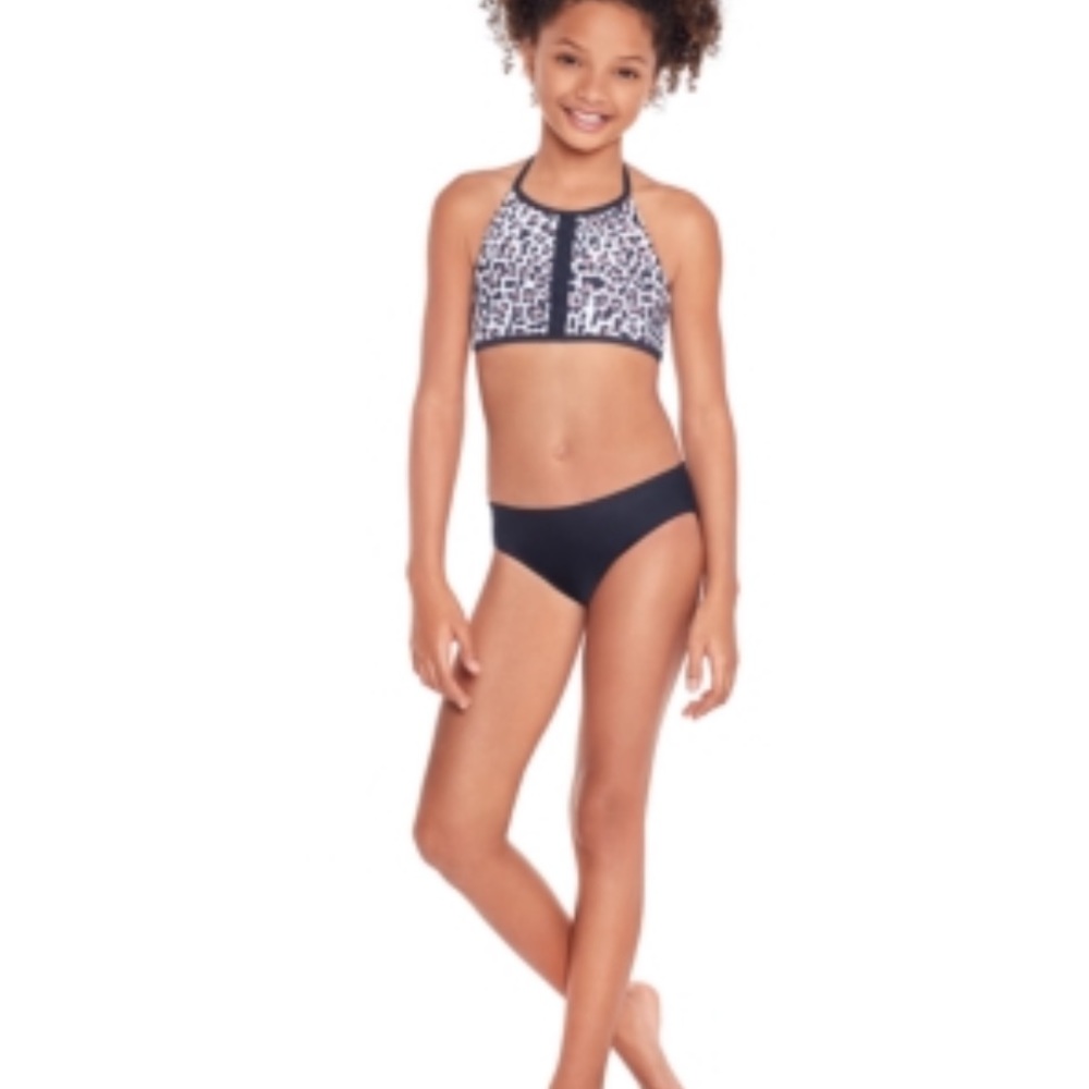 Bathing suit